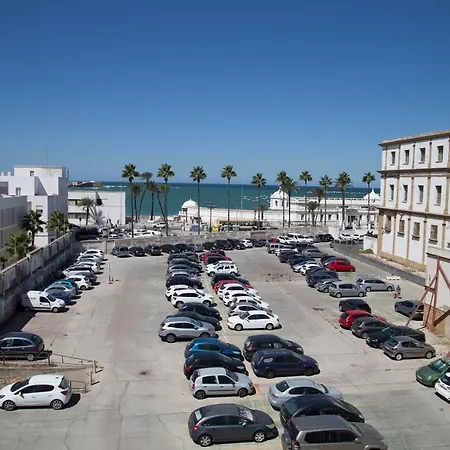 Apartamento The Traveller'S House Con Vistas A Playa La Caleta Cádiz Exterior foto